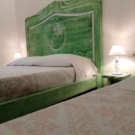 Regnos Altos Boutique Rooms Bosa Exterior photo