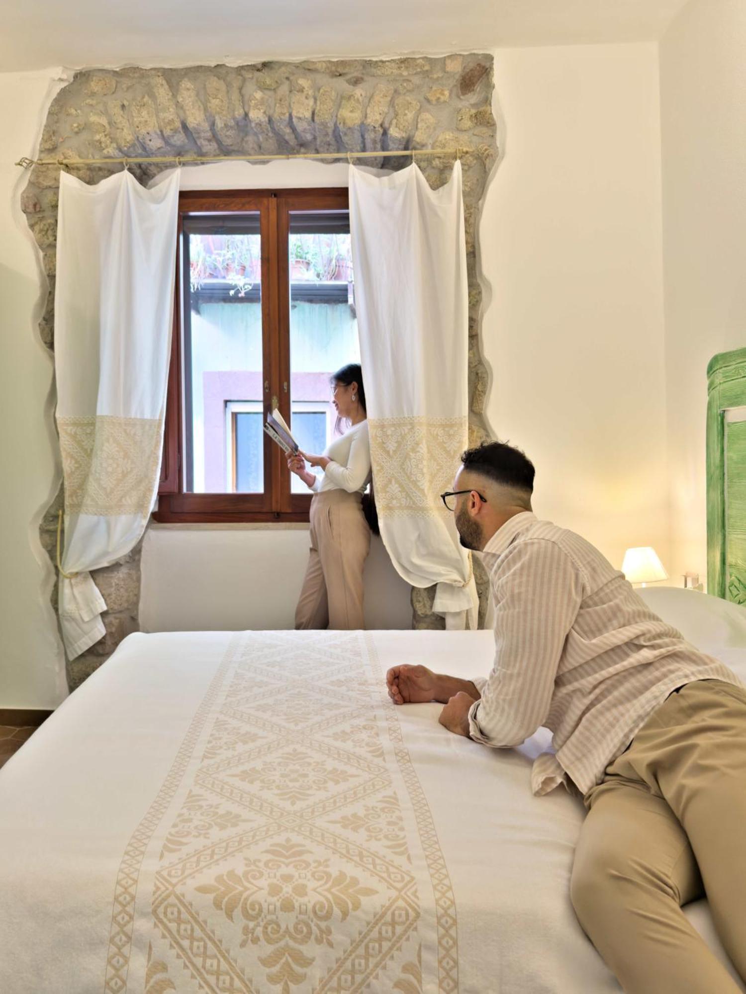 Regnos Altos Boutique Rooms Bosa Exterior photo
