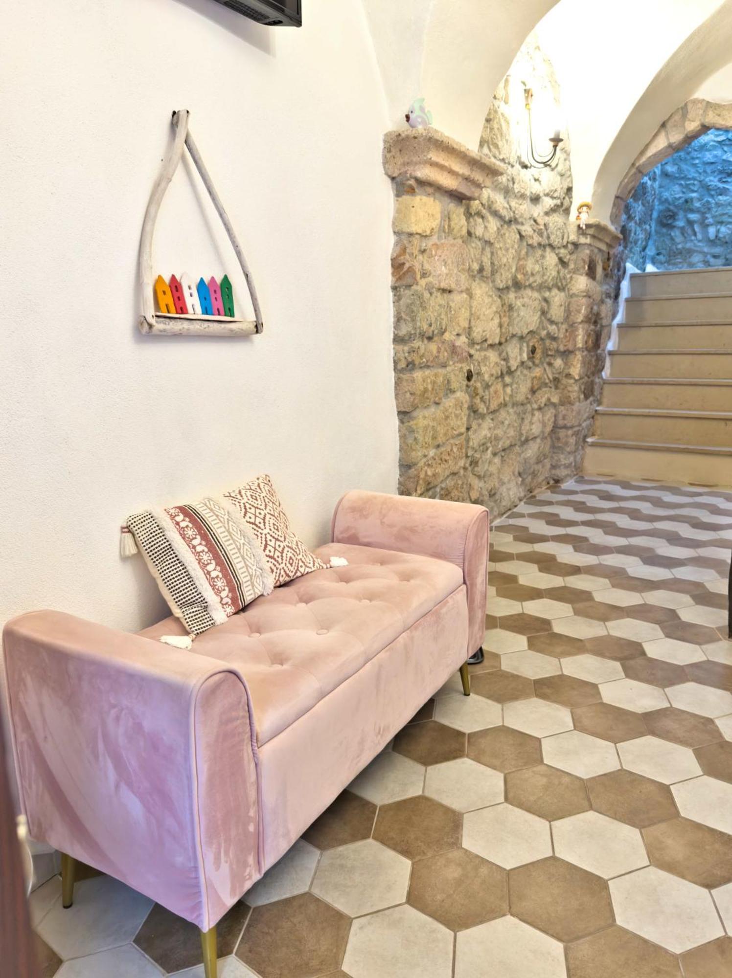 Regnos Altos Boutique Rooms Bosa Exterior photo