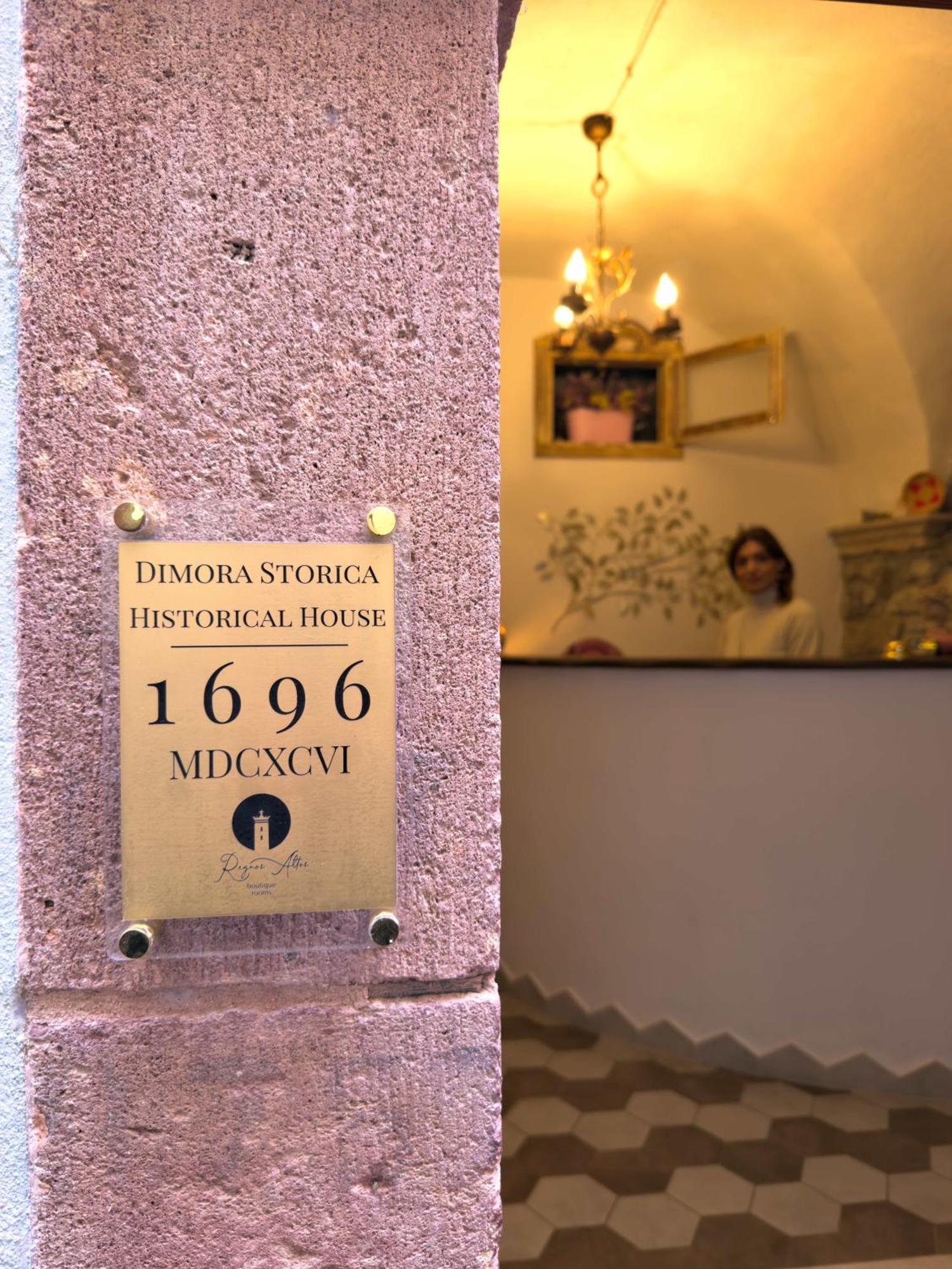 Regnos Altos Boutique Rooms Bosa Exterior photo